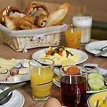 Hotel Ibis Hauptbahnhof 2*