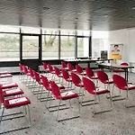 Ibis Hauptbahnhof 2* Augsburgo