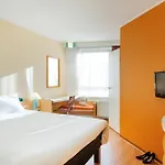 Ibis Hauptbahnhof Hotel Augsburgo