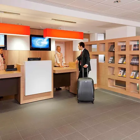 Ibis Hauptbahnhof 2* Аугсбург