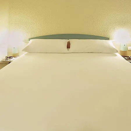 ホテル イビス バイム ハウプトバーンホフ 2*