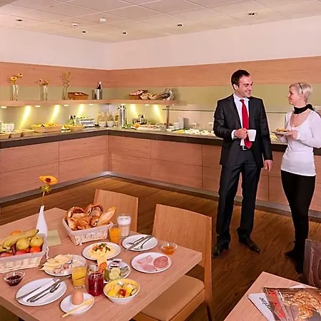 Hotel Ibis Hauptbahnhof Augusta