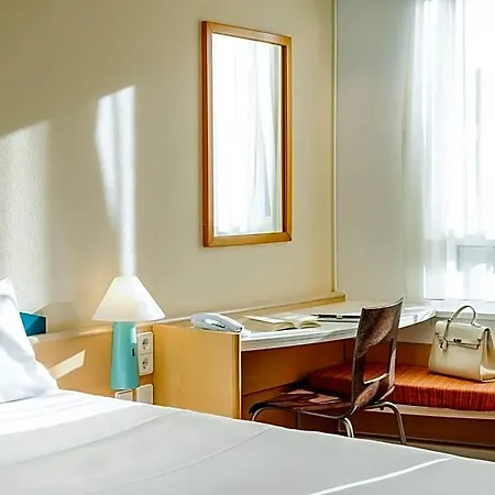 Ibis Hauptbahnhof Augusta