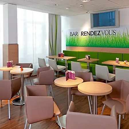 Hotel Ibis Hauptbahnhof 2*