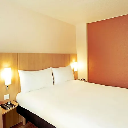 Ibis Hauptbahnhof 2* Аугсбург