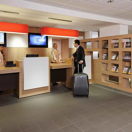 Ibis Hauptbahnhof Аугсбург