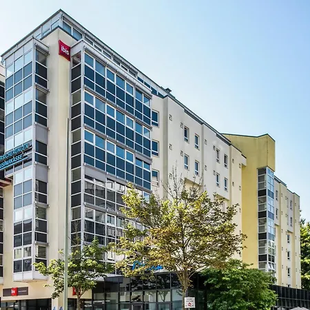 Ibis Hauptbahnhof Аугсбург