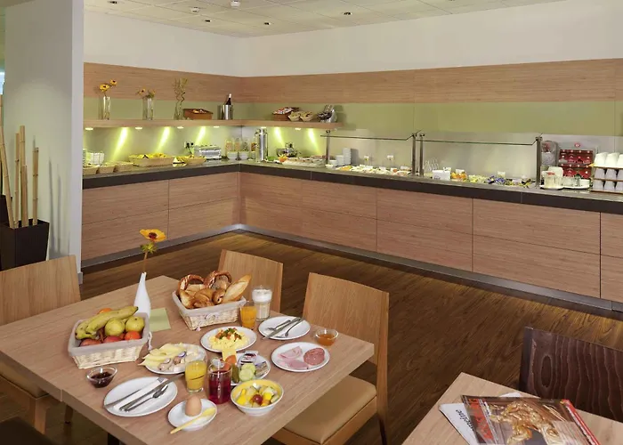 Hotel Ibis Hauptbahnhof 2*