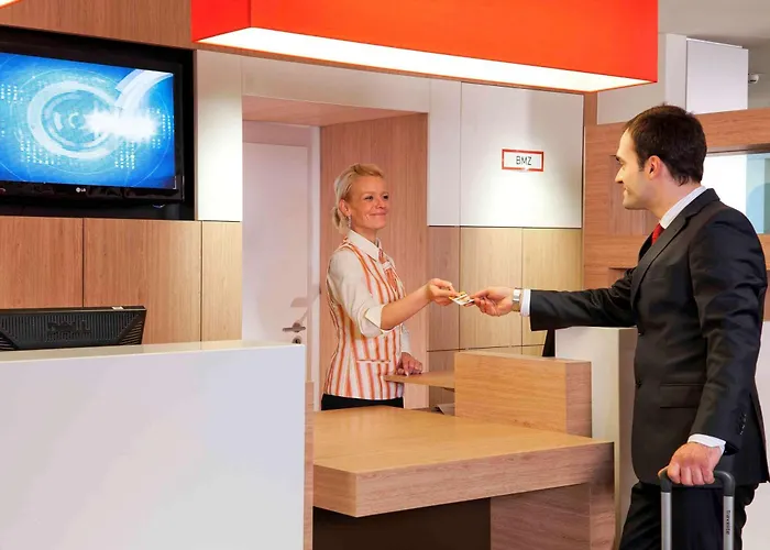 Hotel Ibis Hauptbahnhof 2*
